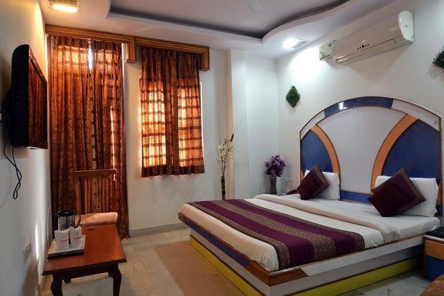 Hotel Hare Krishna Main Bazar Nuova Delhi Esterno foto